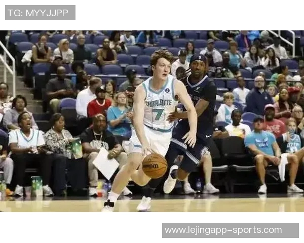 黄蜂新秀卡尔克布伦纳前10场命中率创历史新高超越姚明纪录