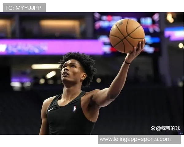 波斯特盛赞波杰姆斯基自信出色训练刻苦展现卓越球技