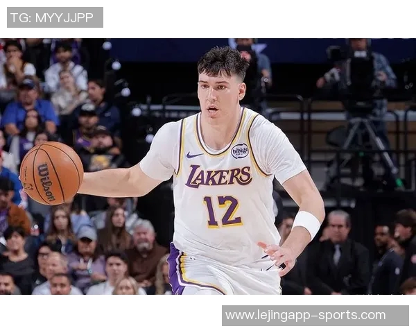 拉拉维亚职业生涯四季累计20分以上比赛达九场本赛季在湖人表现尤为突出